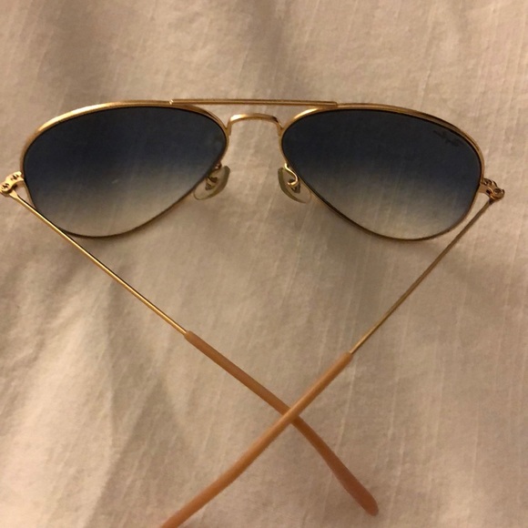 Ray-Ban aviators - Picture 2 of 6